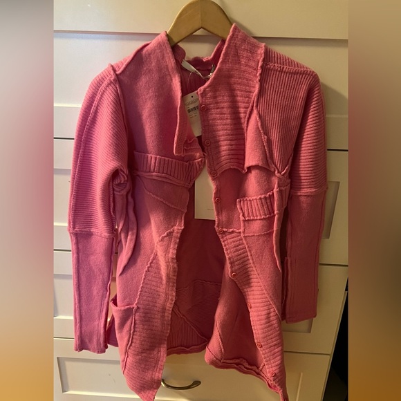 NWTA Talia Byrne Sweater Small - Picture 8 of 13